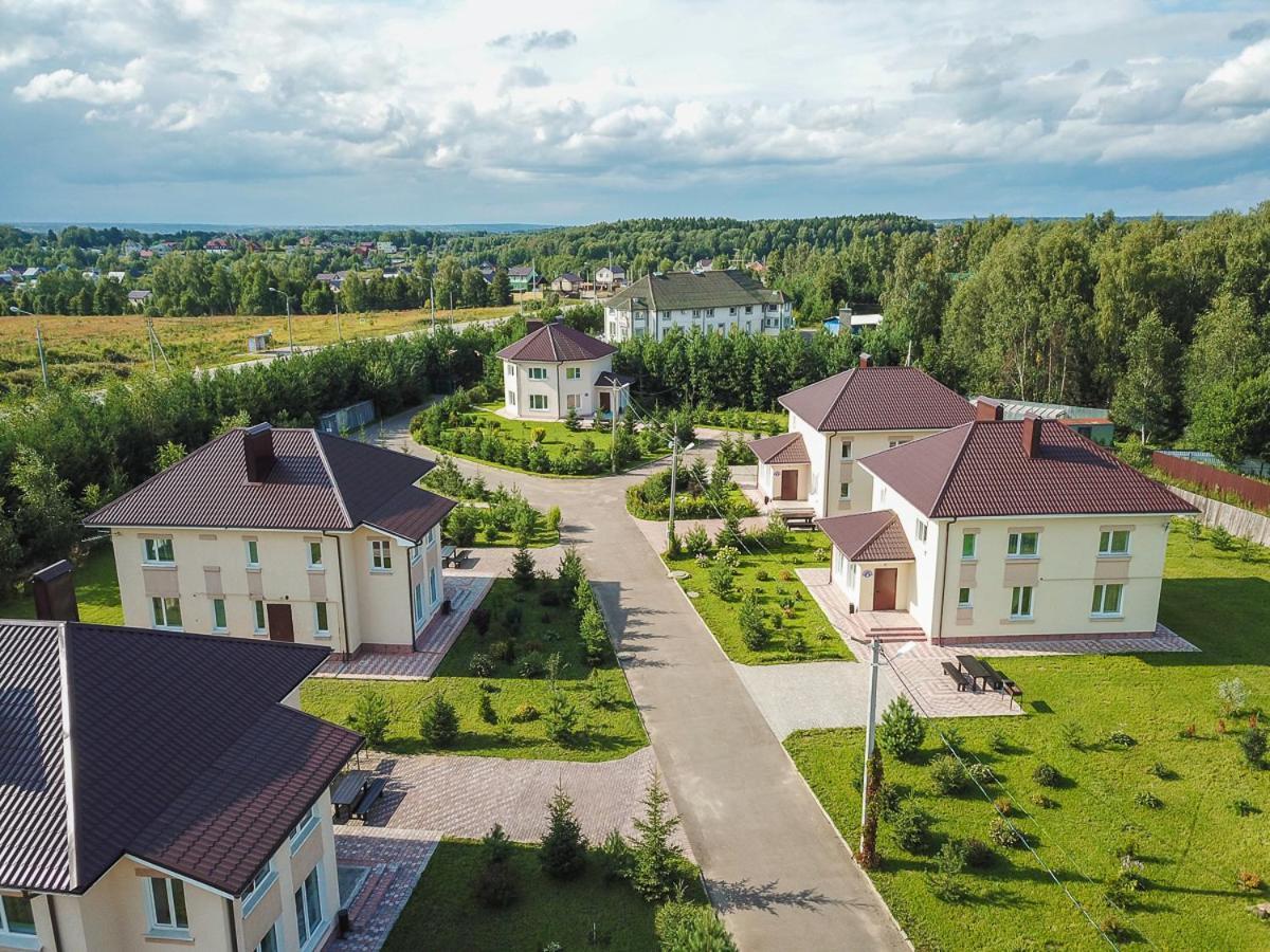 Aliriko Hotell Kuzyayevo Exteriör bild